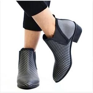 Betabrand x Ayesha Tellis Tennis Western Boots Waterproof Chic Birdseye Size 5